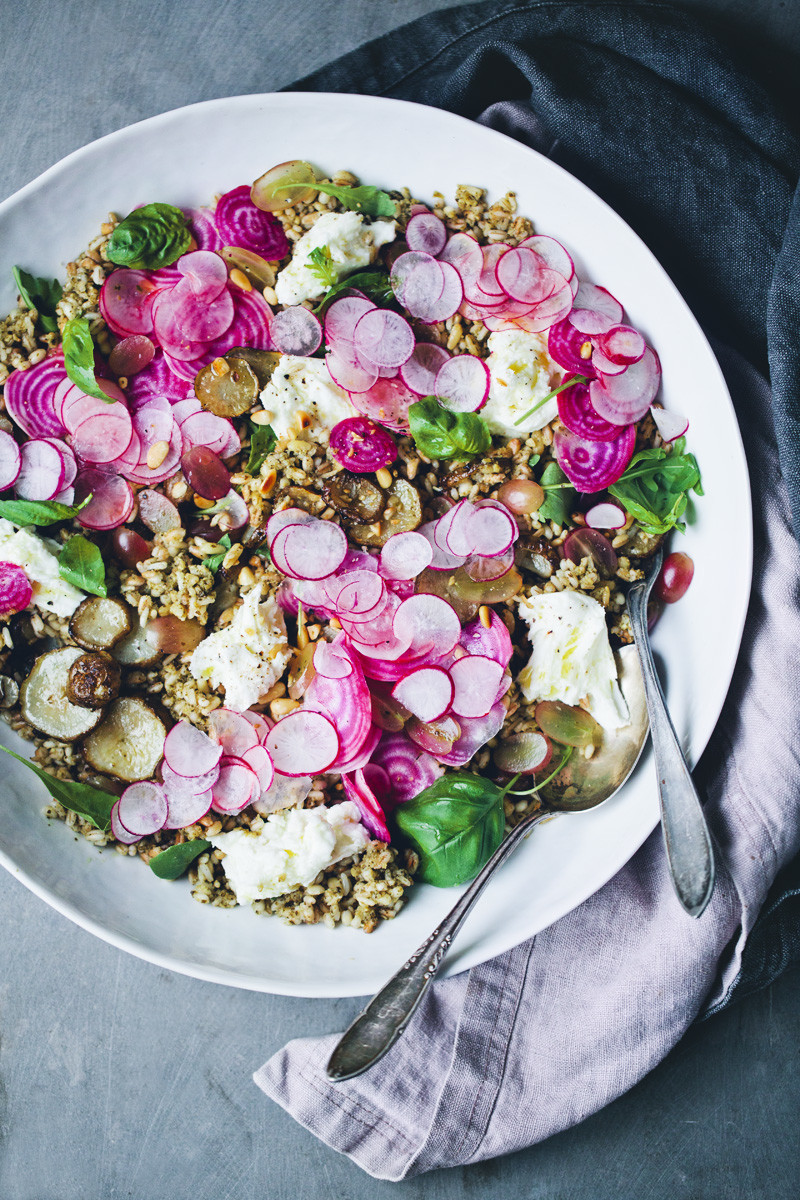 Mediterranean_rainbow_salad_3